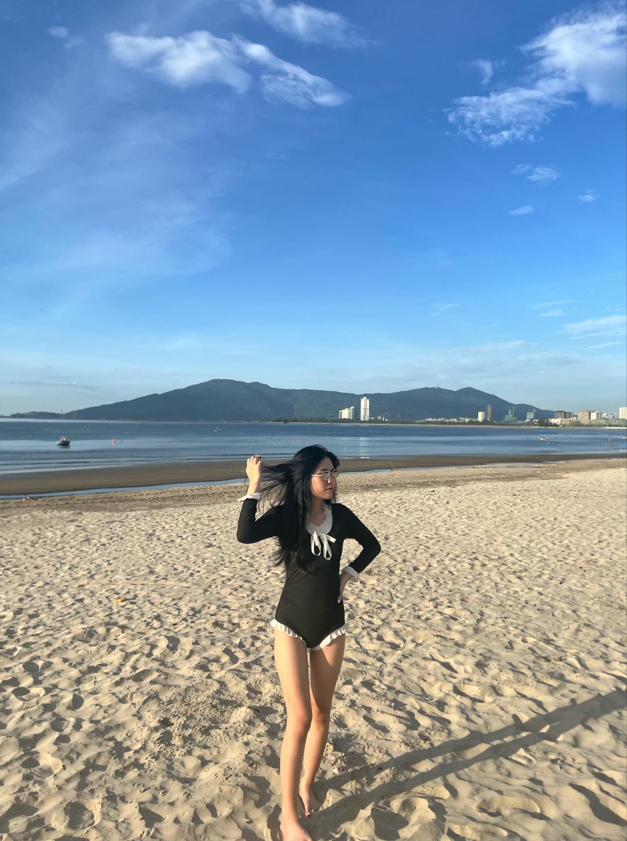 Nữ game thủ Audition xinh đẹp gây sốt tại SEA Games 33 với góc nghiêng hoàn hảo và thành tích ấn tượng Nữ game thủ Audition xinh đẹp gây sốt tại SEA Games 33 với góc nghiêng hoàn hảo và thành tích ấn tượng - Ảnh 19.