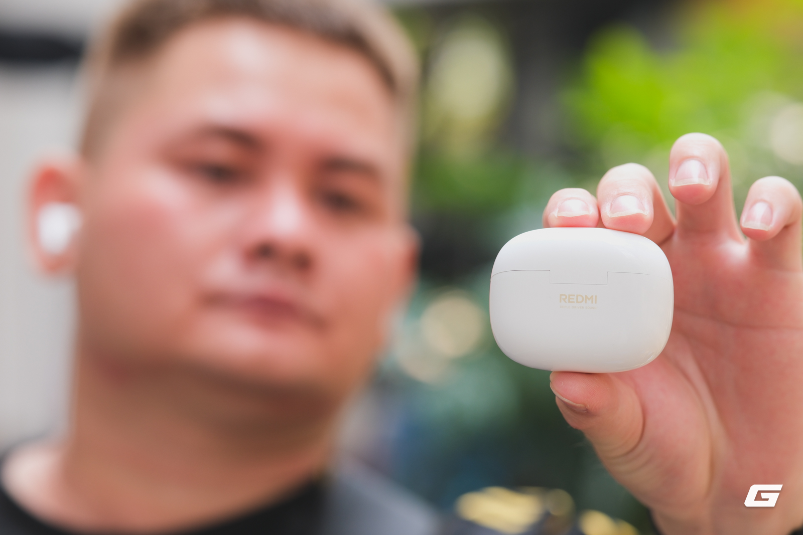 Mua tai nghe giá 2 triệu, vừa đeo vào đã cảm nhận điều gì đó khác lạ, nhưng theo hướng tích cực! Tai nghe mới với thiết kế ấn tượng