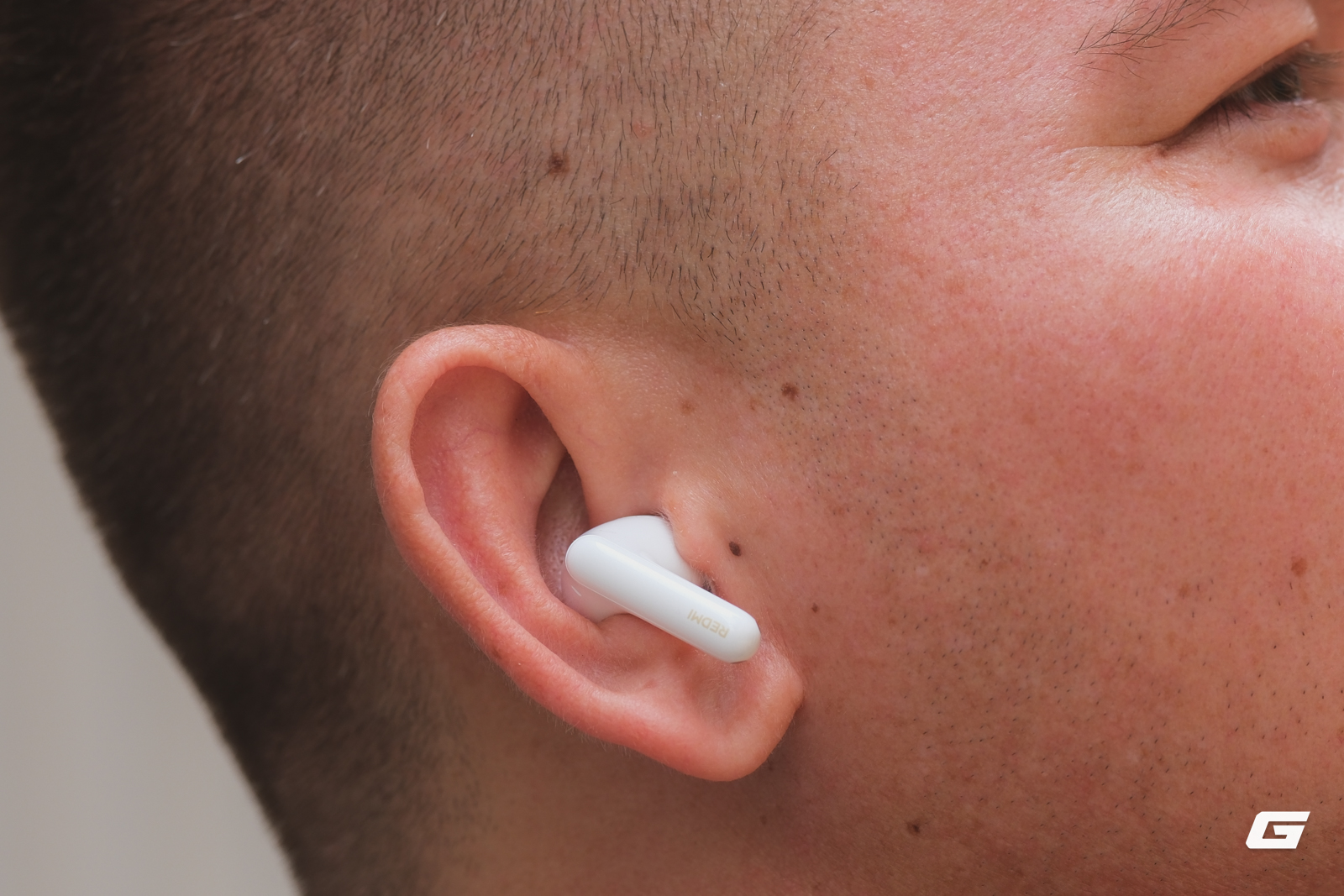 Mua tai nghe giá 2 triệu, vừa đeo vào đã cảm nhận điều gì đó khác lạ, nhưng theo hướng tích cực! Trải nghiệm âm thanh không gian