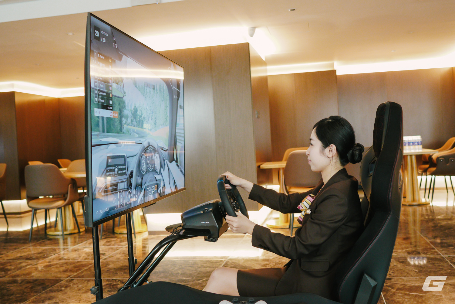 Khách sạn 5 sao tại Hà Nội ra mắt không gian giải trí công nghệ cho game thủ Khách sạn 5 sao tại Hà Nội ra mắt không gian giải trí công nghệ cho game thủ - Ảnh 17.