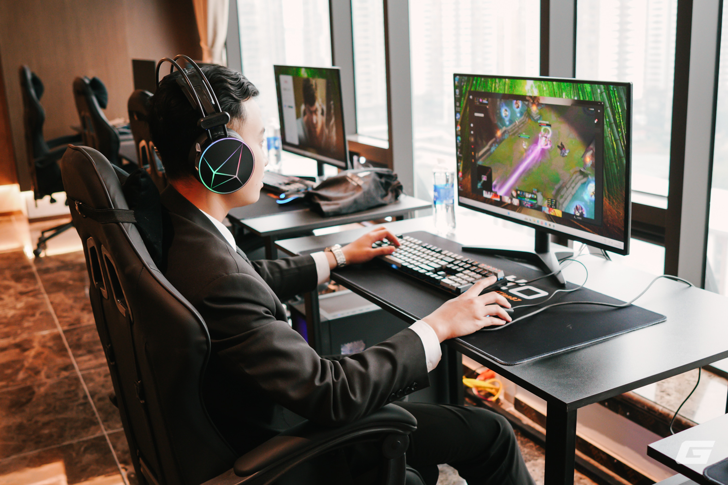 Khách sạn 5 sao tại Hà Nội ra mắt không gian giải trí công nghệ cho game thủ Khách sạn 5 sao tại Hà Nội ra mắt không gian giải trí công nghệ cho game thủ - Ảnh 3.