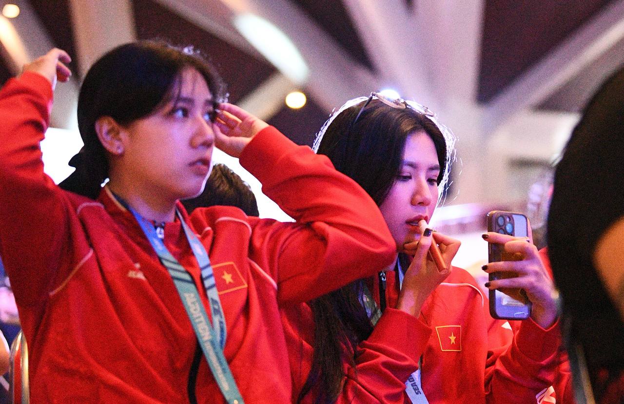 Nữ game thủ Audition xinh đẹp gây sốt tại SEA Games 33 với góc nghiêng hoàn hảo và thành tích ấn tượng Nữ game thủ Audition xinh đẹp gây sốt tại SEA Games 33 với góc nghiêng hoàn hảo và thành tích ấn tượng - Ảnh 5.